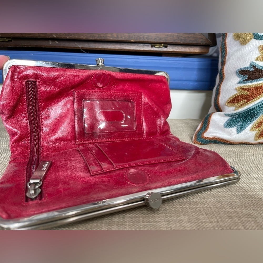 HOBO INTERNATIONAL LAUREN CLUTCH WALLET Bright Red Leather - Picture 6 of 8